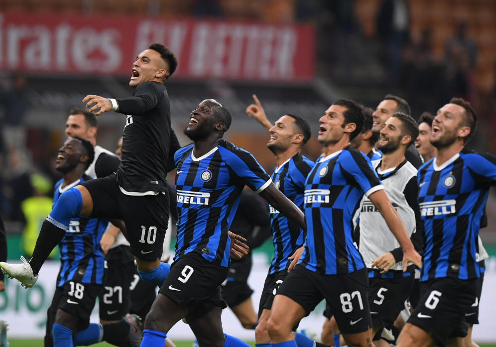 德甲：拜仁连扳三球 逆转斯图加特